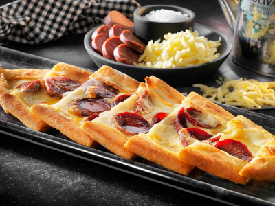 1,5 Por. Sucuklu Kaşarlı Pide