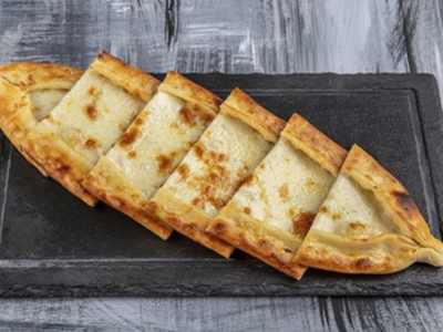 Kaşarlı Pide